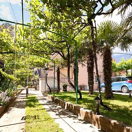 Apartment Fazana 9 *